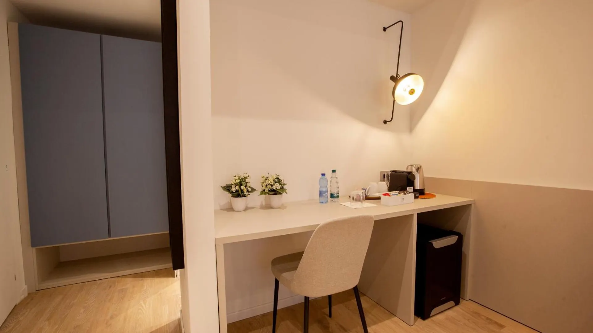 Cvm 19 Otel Milano