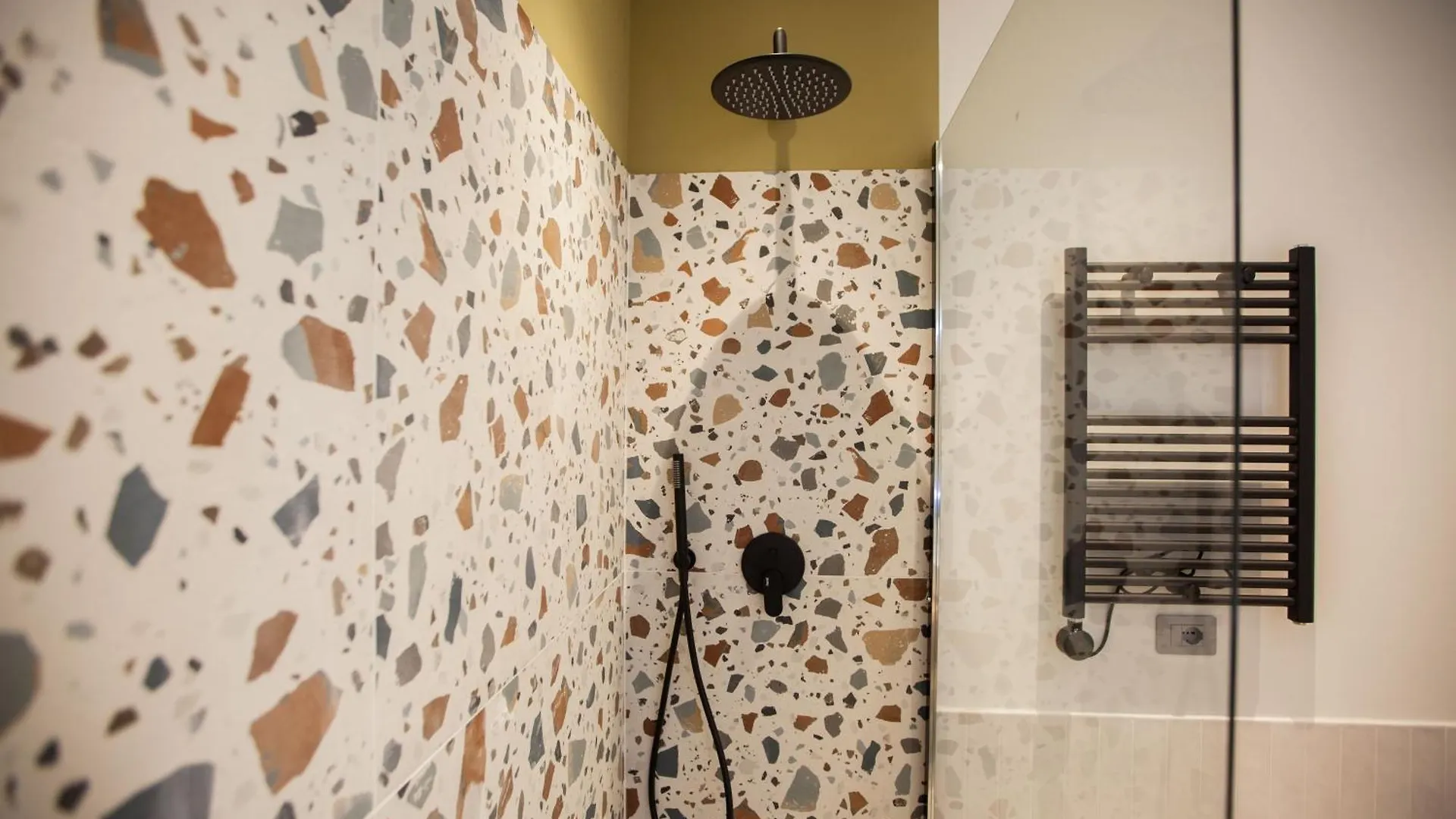 Cvm 19 Otel Milano