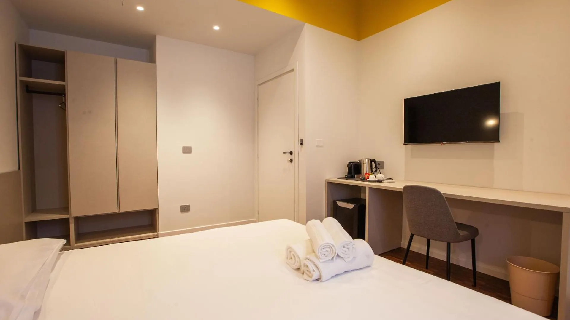 Cvm 19 Otel Milano