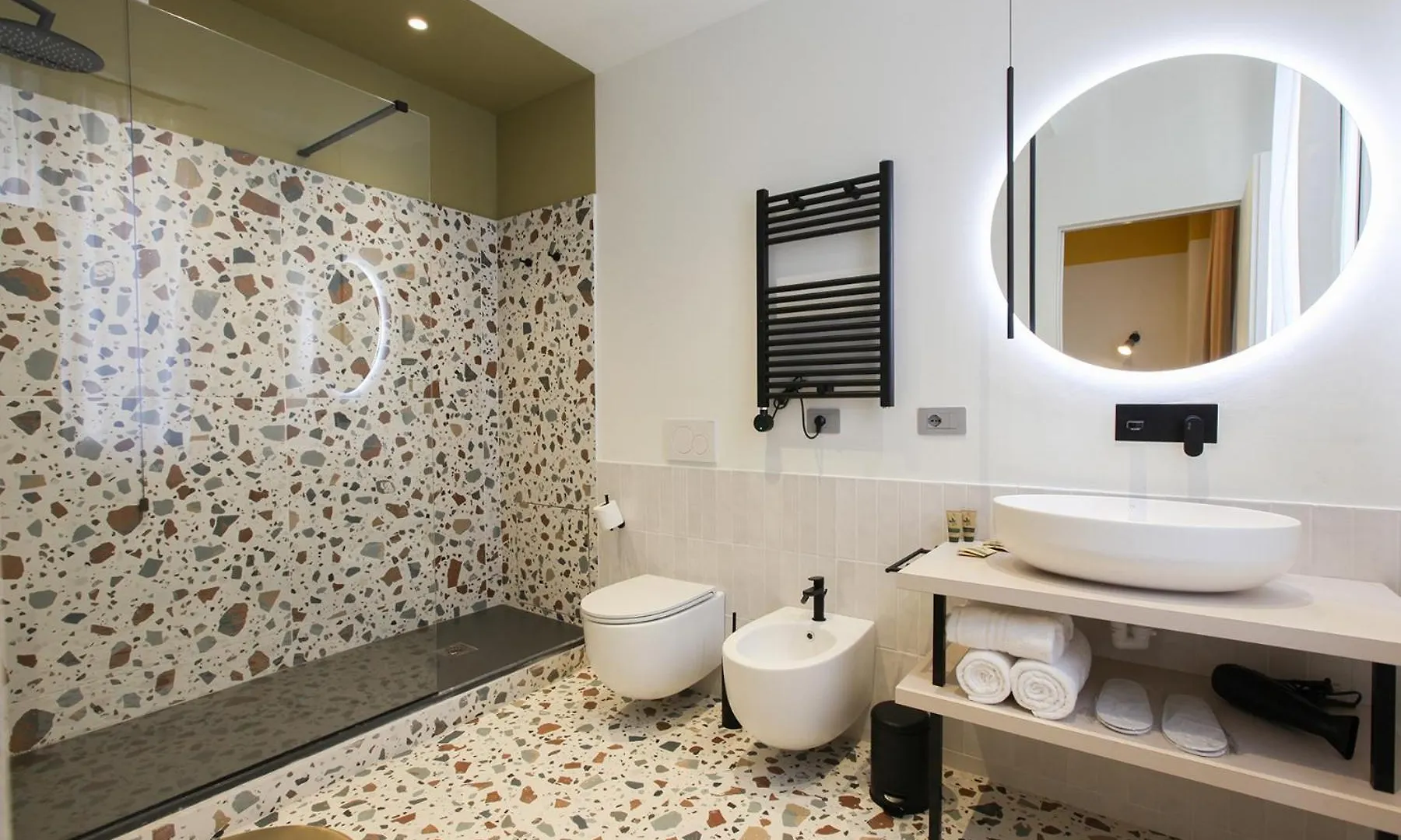 Cvm 19 Otel Milano İtalya