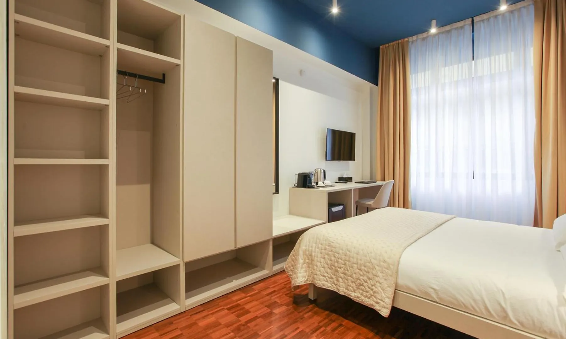 Cvm 19 Otel Milano