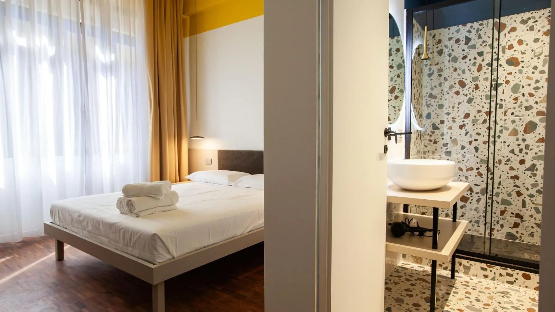 Hotel Cvm 19 Milano 0*,