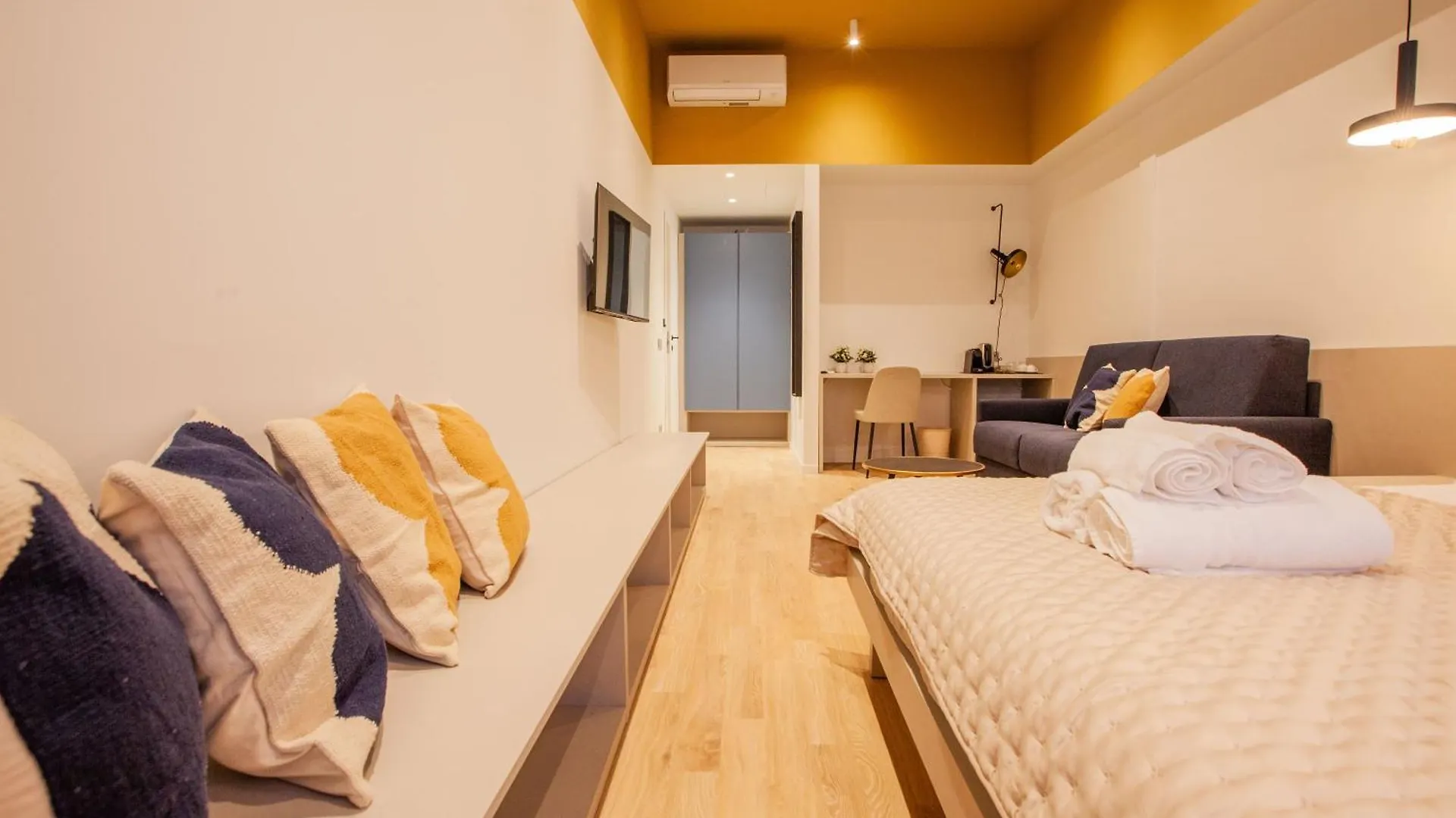Hotel Cvm 19 Milano 0*,  Italia